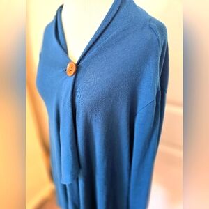 Avenue wrap/cardigan blue 22/24